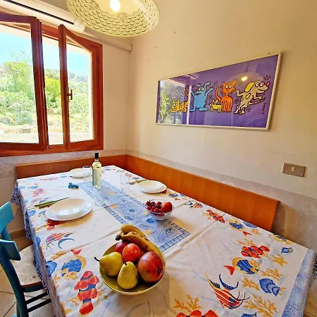 Apartment La Scogliera *